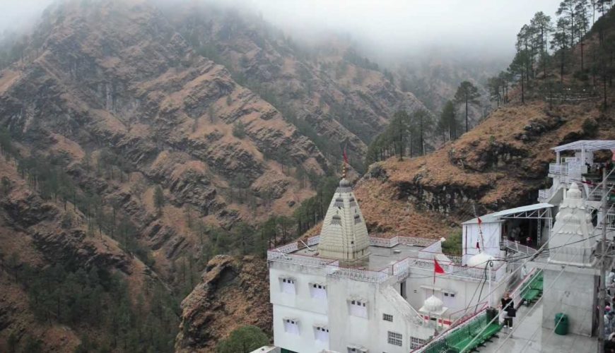 Vaishno Devi with Kashmir Tour