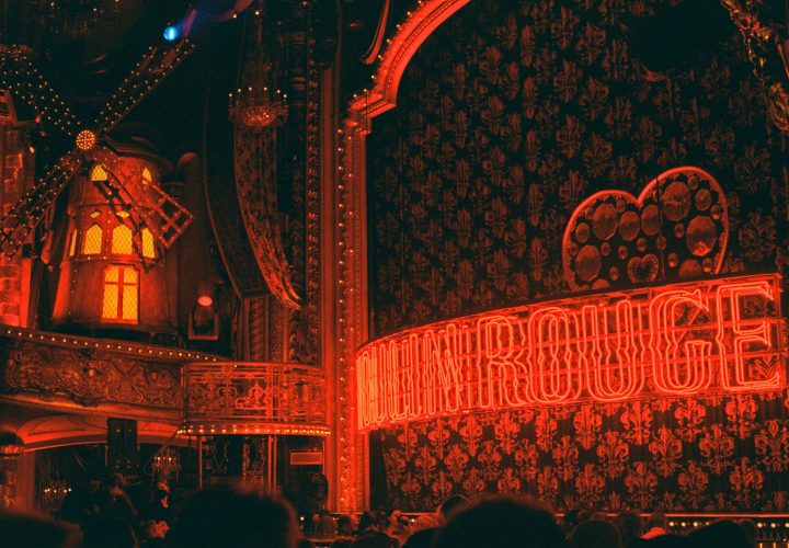 Colosseum Show Pattaya cabaret theatre